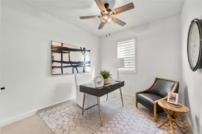 22157 Barrington, Saugus, CA 91350 - Photo 16