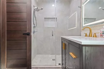 2240 N Parish, Burbank, CA 91504 - Photo 24