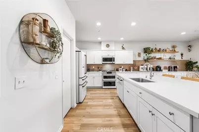 38235 Etienne, Palmdale, CA 93552 - Photo 18