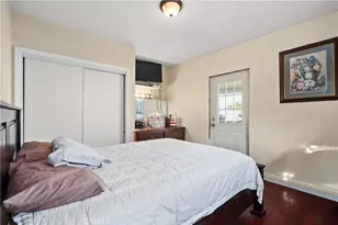 8766 Dalton Ave, Los Angeles, CA 90047 - Photo 18