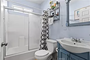 8766 Dalton Ave, Los Angeles, CA 90047 - Photo 14