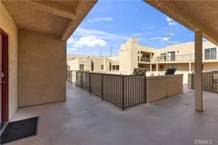 21040 Parthenia, Canoga Park, CA 91304 - Photo 34