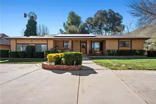 33805 Crown Valley Rd, Acton, CA 93519 - Photo 2