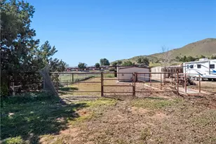 33805 Crown Valley Rd, Acton, CA 93519 - Photo 30