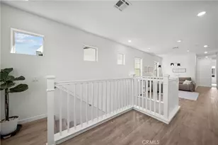 27616 Symphony Pl, Valencia, CA 91381 - Photo 20