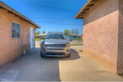 1101 Eureka, Bakersfield, CA 93305 - Photo 6