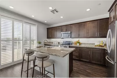 20650 Huntley, Saugus, CA 91350 - Photo 8