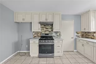 11625 Hunnewell, Sylmar, CA 91342 - Photo 10