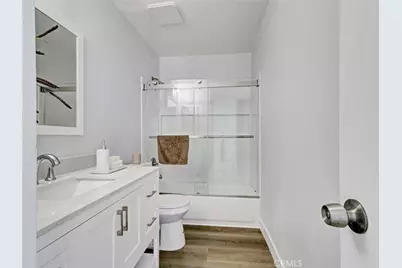 1675 E Cyrene, Carson, CA 90746 - Photo 24