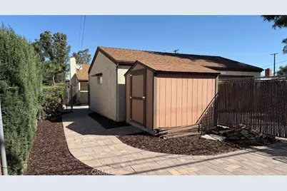 506 W Olive Street, Corona, CA 92882 - Photo 14