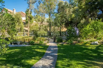 15533 Saddleback Drive, Canyon Country, CA 91387 - Photo 58