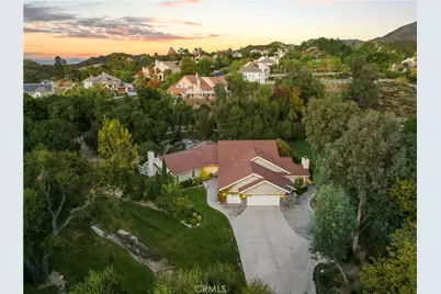 15533 Saddleback Drive, Canyon Country, CA 91387 - Photo 2