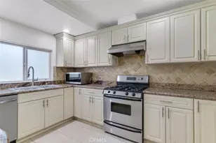 5063 Serrania Ave, Woodland Hills, CA 91364 - Photo 6