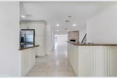 5063 Serrania Avenue, Woodland Hills, CA 91364 - Photo 4