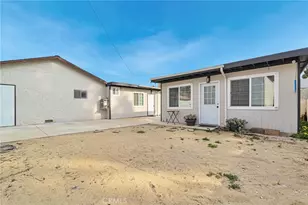 70 W Claremont St, Pasadena, CA 91103 - Photo 32