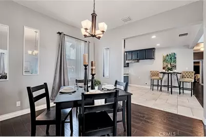 70 W Claremont St, Pasadena, CA 91103 - Photo 6