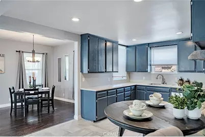 70 W Claremont St, Pasadena, CA 91103 - Photo 4