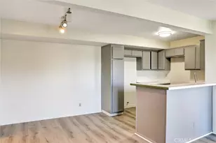 21309 Eucalyptus, Newhall, CA 91321 - Photo 8