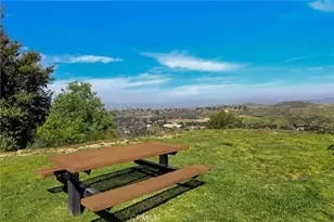 21309 Eucalyptus, Newhall, CA 91321 - Photo 16