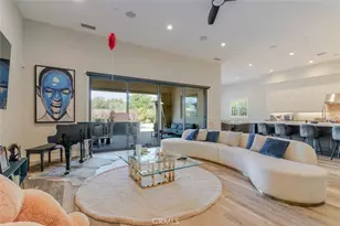 10949 Cartwright Dr, Chatsworth, CA 91311 - Photo 8