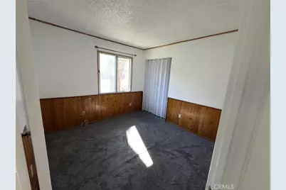 19830 Sandpiper Pl, Newhall, CA 91321 - Photo 6