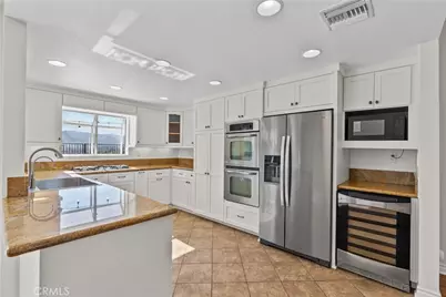 17050 Canvas, Canyon Country, CA 91387 - Photo 14