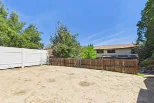 24187 Avenida Crescenta, Valencia, CA 91355 - Photo 42