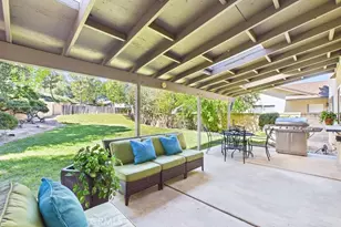 24187 Avenida Crescenta, Valencia, CA 91355 - Photo 40