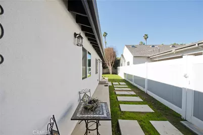 13608 Bassett Street, Los Angeles, CA 91405 - Photo 4