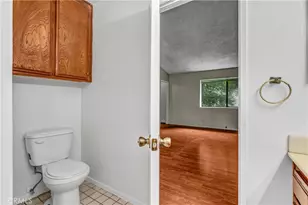 8750 Kester, Panorama City, CA 91402 - Photo 16