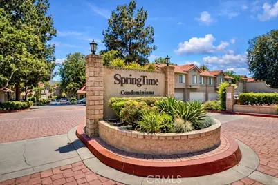 2352 Archwood Lane #46, Simi Valley, CA 93063 - Photo 2