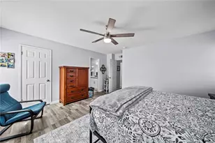 16503 Fairglade, Canyon Country, CA 91387 - Photo 30