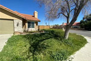 3217 E Ave S1, Palmdale, CA 93550 - Photo 2