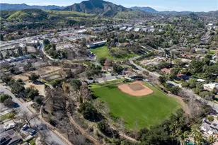 5275 Colodny Dr, Agoura Hills, CA 91301 - Photo 70