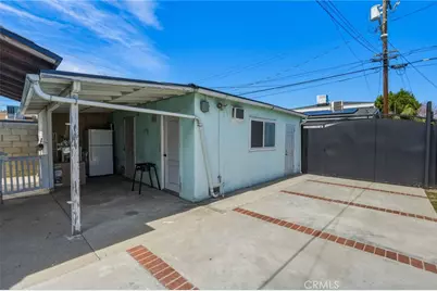 18149 Saticoy, Reseda, CA 91335 - Photo 30