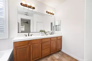 420 Hollyhill, Bakersfield, CA 93312 - Photo 18