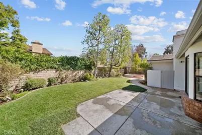 25712 Floral Court, Valencia, CA 91355 - Photo 28
