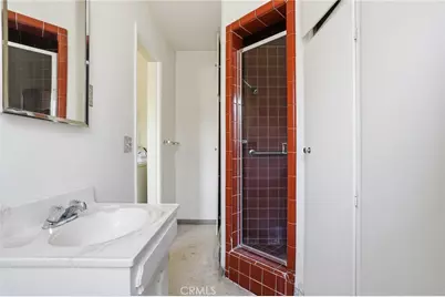 1295 E Woodbury Road, Pasadena, CA 91104 - Photo 22