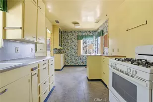 1295 E Woodbury Rd, Pasadena, CA 91104 - Photo 16