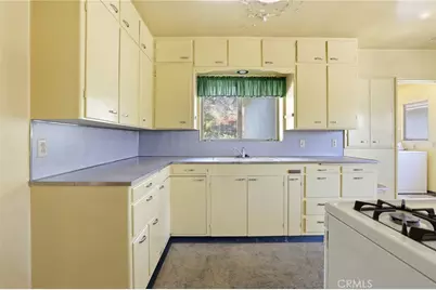 1295 E Woodbury Road, Pasadena, CA 91104 - Photo 14