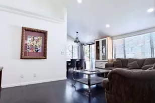 18105 Sundowner Way, Canyon Country, CA 91387 - Photo 2