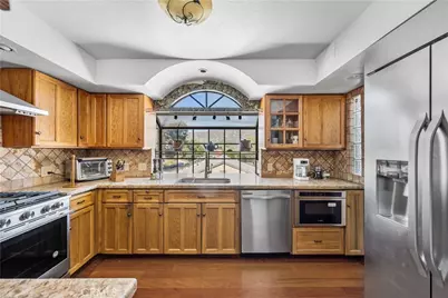 10227 Parr Avenue, Sunland, CA 91040 - Photo 6