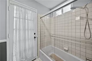 22515 Honnold Dr, Saugus, CA 91350 - Photo 32