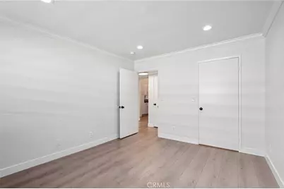 7439 Woodman Avenue #31, Van Nuys, CA 91405 - Photo 20