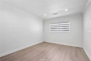 7439 Woodman Ave, Van Nuys, CA 91405 - Photo 18