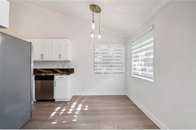 7439 Woodman Avenue #31, Van Nuys, CA 91405 - Photo 10