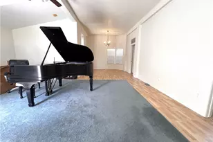 11401 Topanga Canyon, Chatsworth, CA 91311 - Photo 6