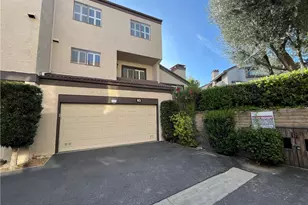 21801 Burbank, Woodland Hills, CA 91367 - Photo 16