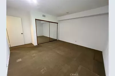 21801 Burbank #83, Woodland Hills, CA 91367 - Photo 22