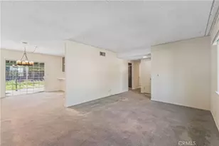 24341 Shadeland Dr, Newhall, CA 91321 - Photo 8